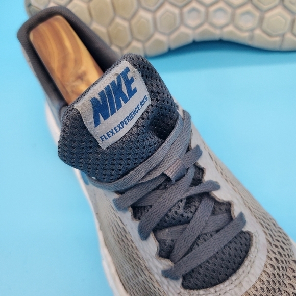 Nike Flex Experience 5 844995-011 Gray Sz 6.5Y Womens 8 Running Shoes - Picture 5 of 8
